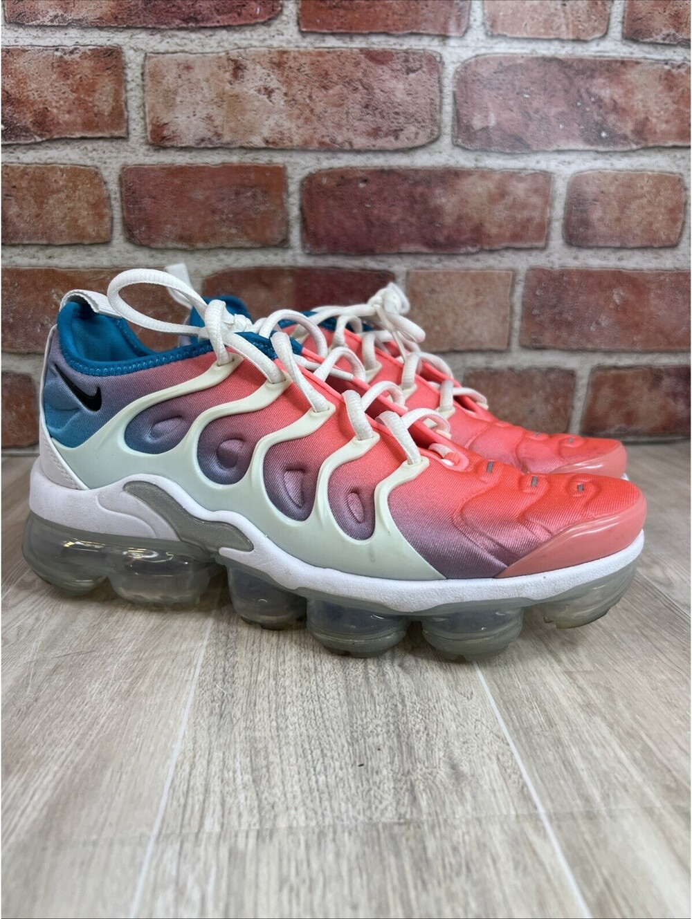 Nike Women's Air Vapormax Plus Lava Glow Blue Lagoon C15862-600 Size 6.5 - EUC